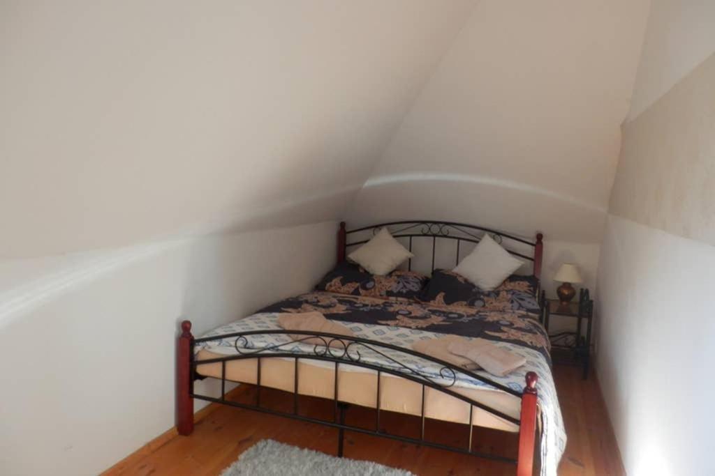 Zamecek Zdiky - Moderni Maly Apartman Bujanov Экстерьер фото